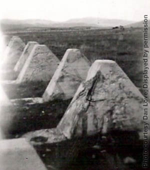 [German WWII Siegfried Line, Dragons Teeth]